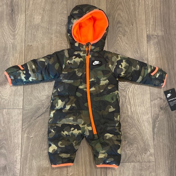 Nike Other - Nike snow suit